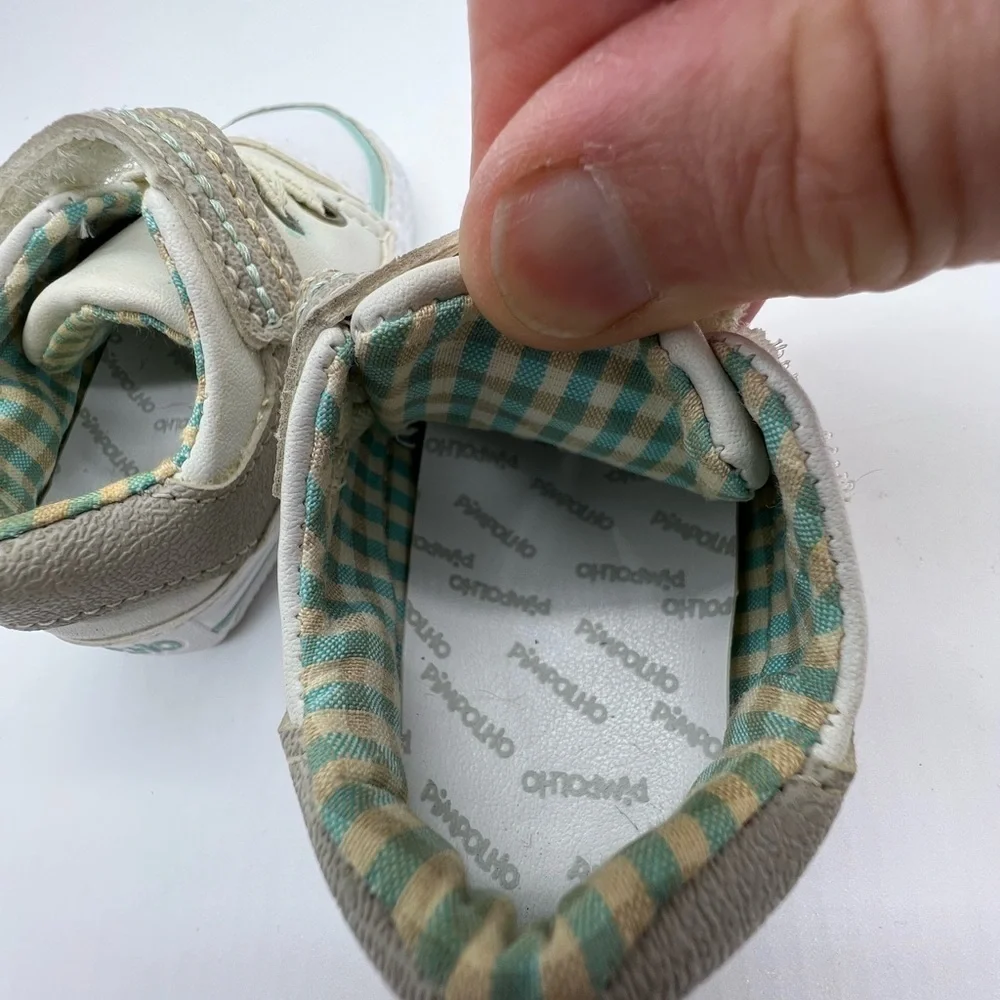 PIMPOLHO BABY BOY WHITE AND TAN CRIB SHOES SIZE 1.5